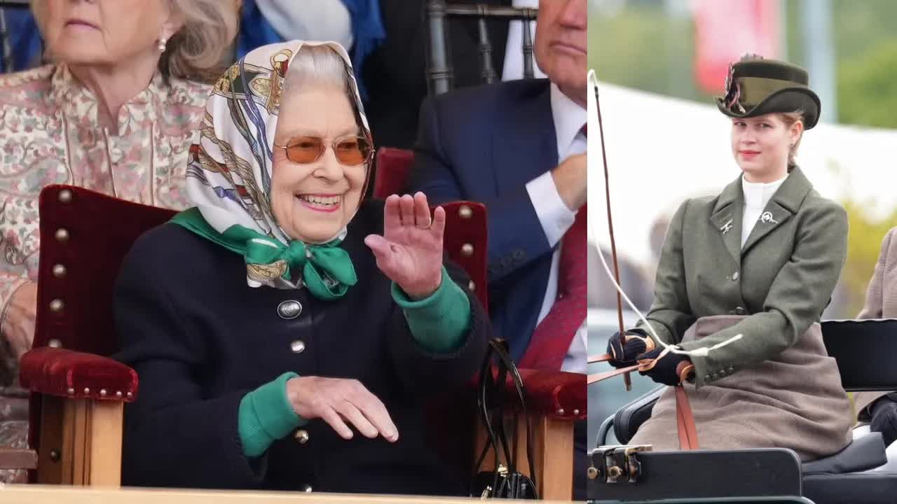 Queen Elizabeth Makes Surprise Appearance at Windsor Horse Show