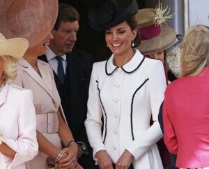 Catherine’s Dazzling Style Outshines Camilla at Windsor Service